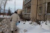 The daily routine of a man who is on his way to collect water with his empty bottle. : by vespa150, Views[316]