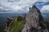 The Pinnacles summit (726 meters) provides astounding views of the Coromandel peninsula, Even with the clouds, Tairua harbor and the Pacific Ocean are visible to the East. : by vfrascello, Views[1076]