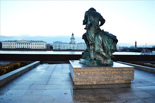 Sankt Petersburgh and the Neva river