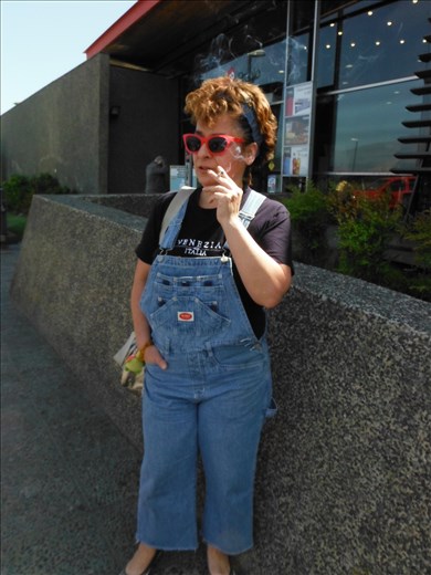 I met this lady and loved her style, she was sad though. Loved to talk with her.