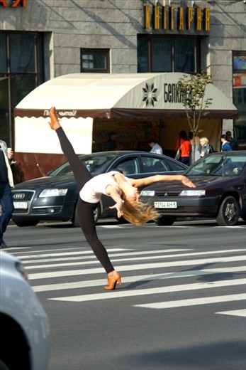 Real travelling is more than seing buildings