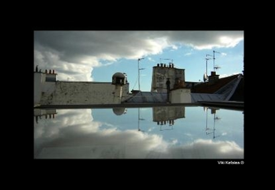 Paris, city of light and love. Into my little 