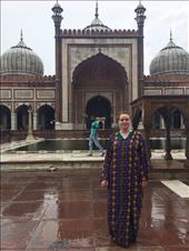 Rocking my mosque robe :): by violet, Views[839]