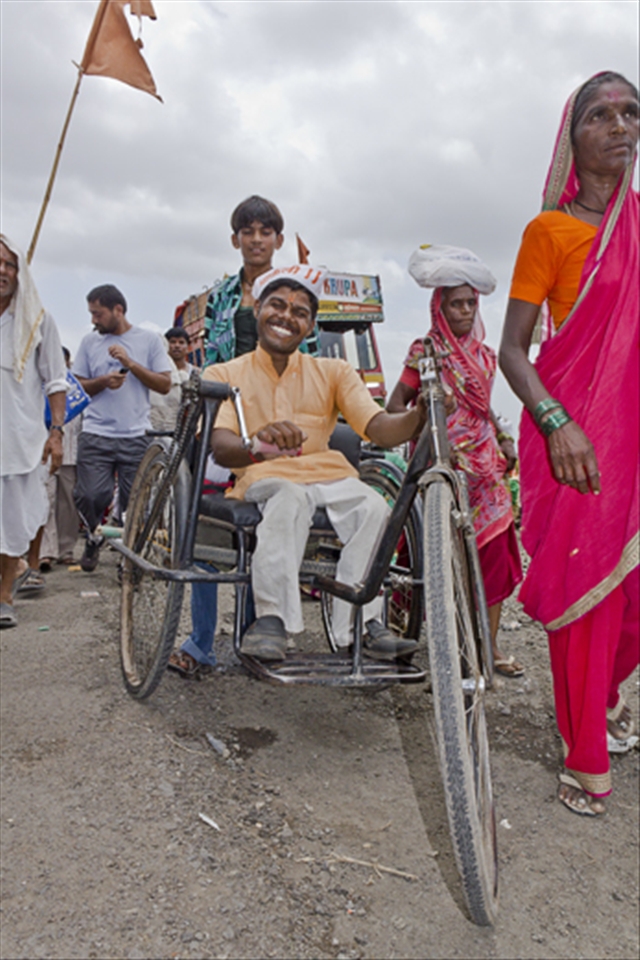 It is inspiring to see pilgrims laugh at their tragedies and brush off their pain and completely submit themselves to destiny and a hope of a better tomorrow. 