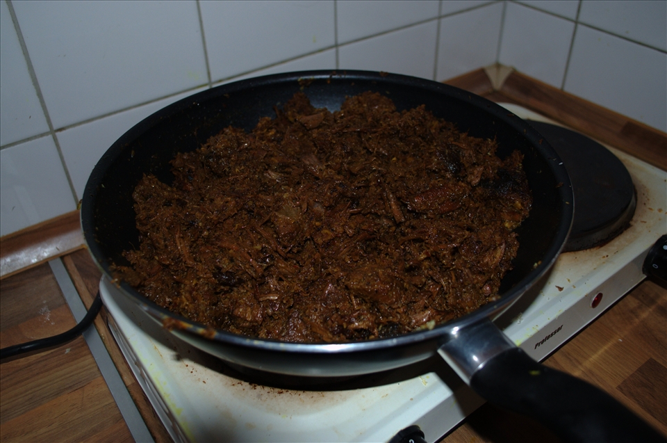 Rendang is ready. Have a nice meal!