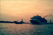 Pollution in Venice by a cruise during the sunset: by vitaveneziana, Views[238]