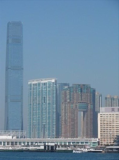 Building with hole in so the dragons from the mountains can access the harbour to drink - good feng shui