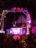 Watching buskers in Christchurch : by wander-wonder, Views[125]
