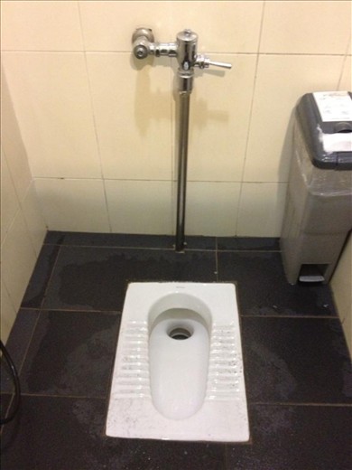 The toilet at Kuala Lumpur Airport
