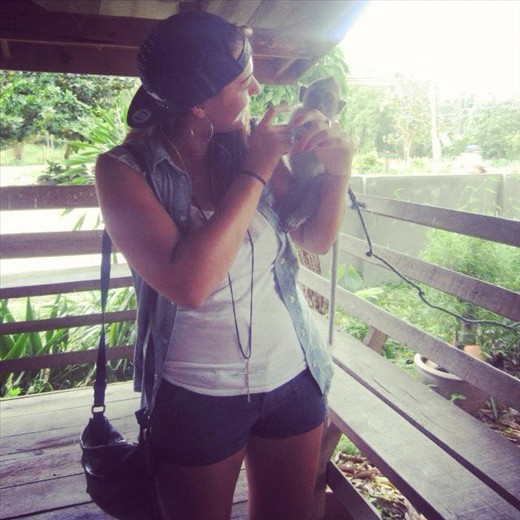 50 baht for a picture with a monkey, Ko Pha-Ngan