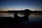 In a few moments we decided to paddle at night, prepare torches for better visualization of the group. Paddling at night requires closer interaction and canoes. All paddlers should be aware, it is easy to get lost in the immensity of the waters. At the same time, the experience is completely different at night the sea is calm and we can view the plânctos shining every stroke. The moon was nearly full, shining like a sun.
On one such night we stopped at a rowing sambaqui a civilization which lived about a thousand years ago. The site has a strong energy, also found shells and human bones.
: by wanderlustmind, Views[998]