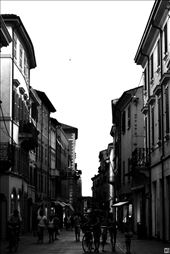 by welldressedzombie, Views[187]