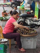 Fruit vendor HCMC: by wendyandkevin, Views[445]