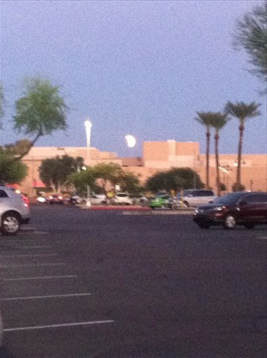 This pic doesn't do an ounce of justice to the lunar eclipse but I tried : P