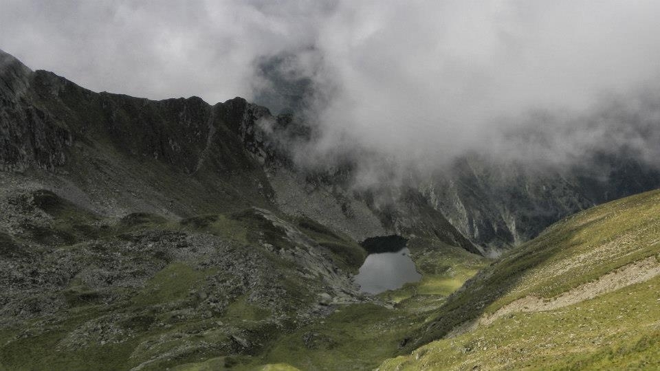 The mystery behind mist...a journey to follow