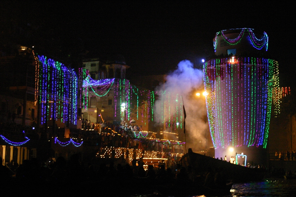 Because Diwali is celebrated on the new moon the sky is eerily dark compared to the rest of the lit up city. Each family decorates their homes from top to bottom in string lights and candles, accompanied by fireworks and music. I have never been around so much noise and light at the same time. The air is heavy with the smell of smoke and fire, so much so that in the morning I could not see from my house to the temple across the street. The sounds of gleeful shouting and REALLY loud fireworks from over 1 million people were incredible. 