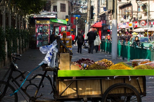 3 wheels, colors and life.