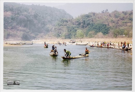 Jaflong, Sylhet 2013.Stone Collection from the Mari River, Jaflong.
The Mari river is coming from the great Himalayas of India, which bringing million tons of stone boulders with its tide. You can watch the stone collection from the river in Jaflong as well as you can enjoy the boating in the river Mari.