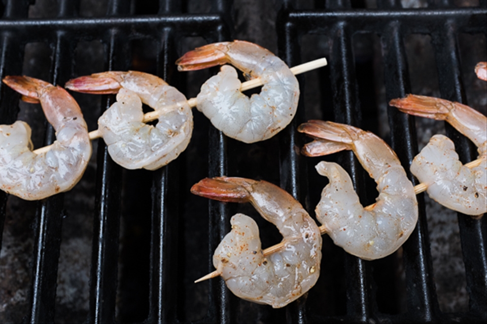 Grilling the prawns. 
