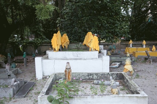 Old malay cemetery in Kampong glam (muslim community). Due to land scarcity in Singapore, the government decided to limit the places available for burials. The Urban Redevelopment Authority said land scarcity meant priority would have to be given to other pressing needs, including housing and infrastructure. Those whose religion demands burial, such as Muslims will face some difficulties.