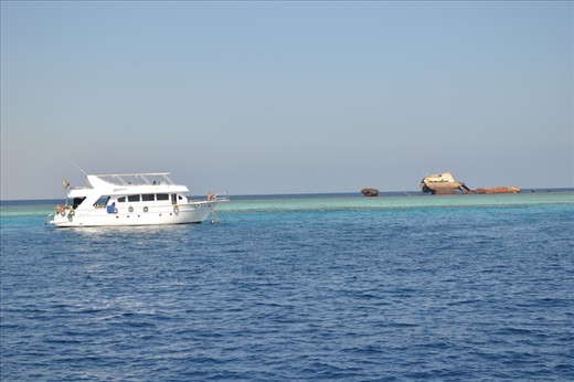  Drawn boat (El Ghara'ana) 