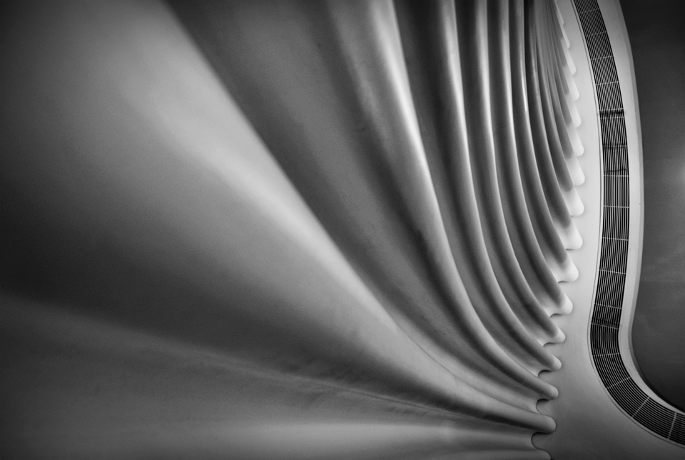 The Dancing Wall. This is the wall of City Of Dream.
City Of Dream is one of famous hotel in Macau.