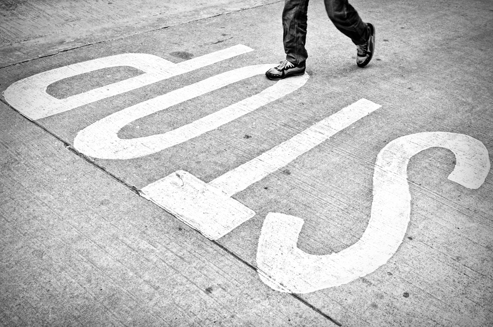 STOP. Just capture on a moment that someone wanna pass this sign.