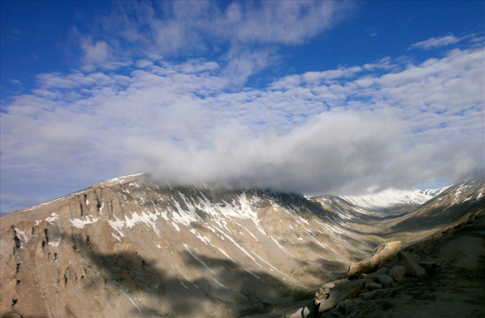 Mountains of World Highest motorable pass (khardung La)