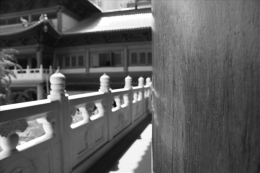 This temple in Shanghai is constantly having maintenance carried out to ensure that future generations are able to still frequent this place of worship.    