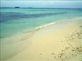 Semak Daun Island, one of beautiful beach in Kepulauan Seribu: by yoyoisjojo, Views[911]