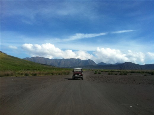 Hop on into four-wheels jeep to get to the next stop: Pasir Berbisik. Indeed, jeep is the only transportation that can be used to go through the desert. It was very dusty so we need to keep the window closed along the way.