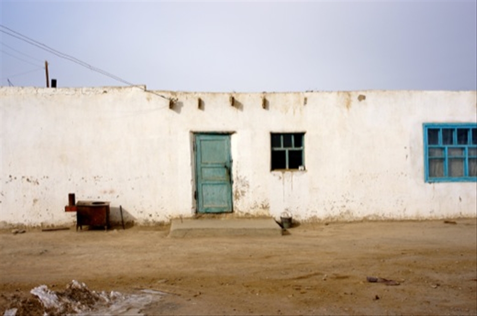 A dry, cold winter day at a Kyrgyz dwelling in Alichur, Pamir, at 4100m altitude