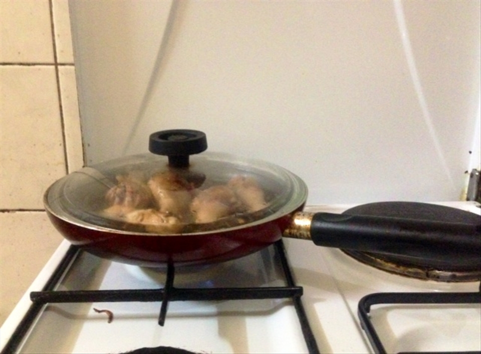 Allowing the chicken to simmer