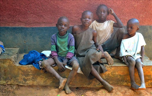 CHildren of my host family relaxing while dinner is prepared