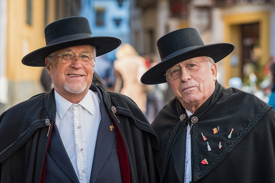 These finely dressed Cordoban gentlemen were out for a Sunday stroll.