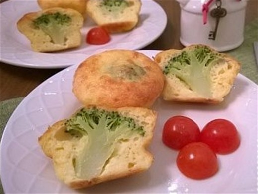 7)	Cookie cutters grease with butter and put there 1 big spoon of dough.  