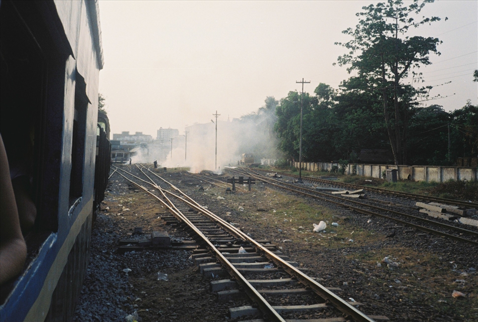 The Circle Train leaves the bustling city and traces a loop through the nearby pastoral countryside. It connects people and also allows for the easy transport of goods to market.