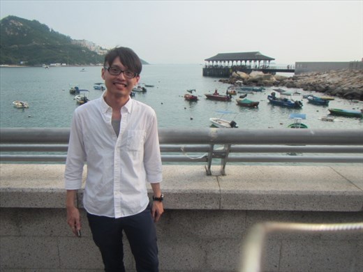 Gordon at Stanley pier