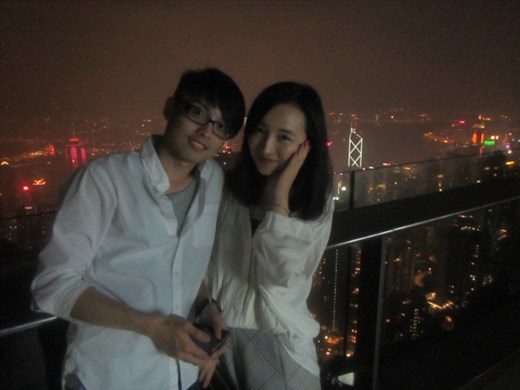 Gordon and Chloe at Victoria Peak