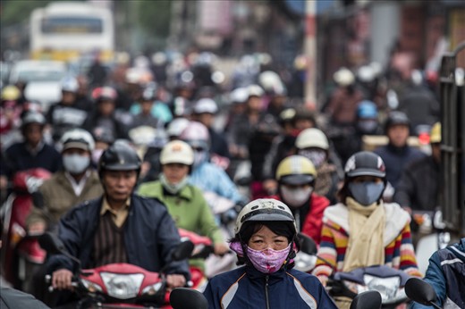 The flow of traffic is only stopped by lights. Cars are an exception, two wheele