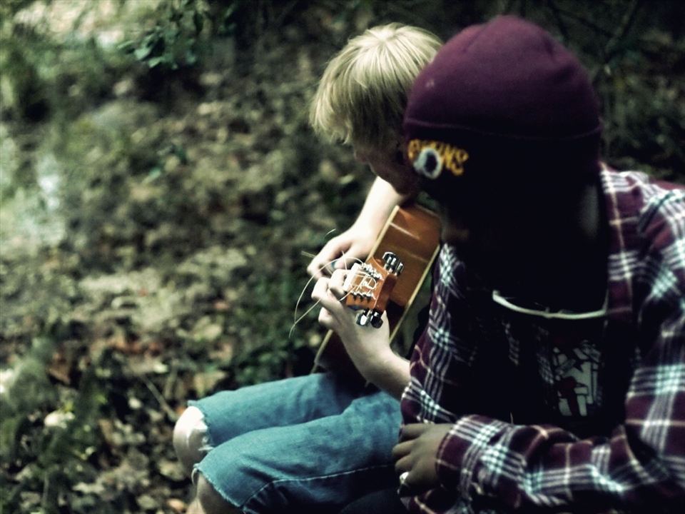 Singer x Guitarist solo. 