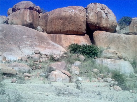 This cave was the hides out of the pedi community durin the war theres enough space for 2 full bus.  