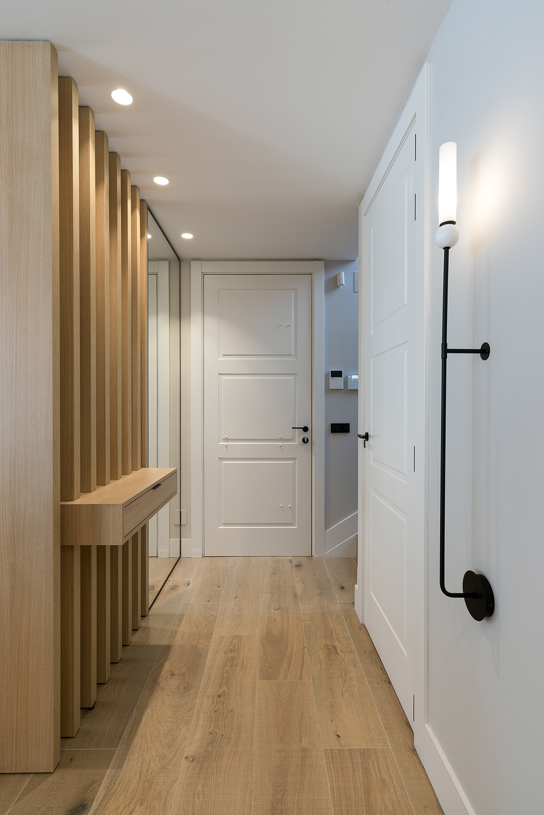 A Modern Oasis – Transforming a Residential Chalet in Lardero by Estudio Nájera y Boto Interiorismo
