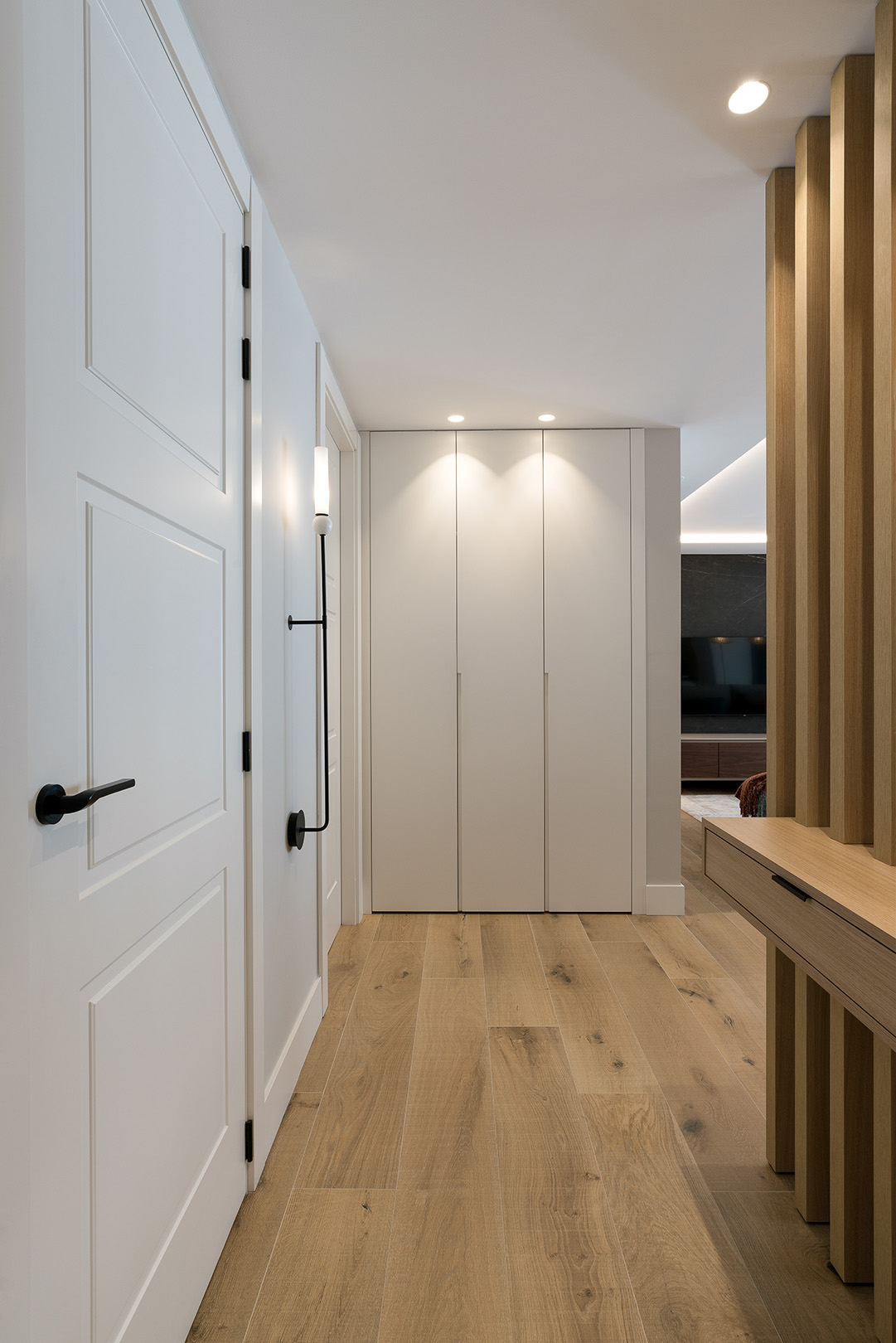 A Modern Oasis – Transforming a Residential Chalet in Lardero by Estudio Nájera y Boto Interiorismo