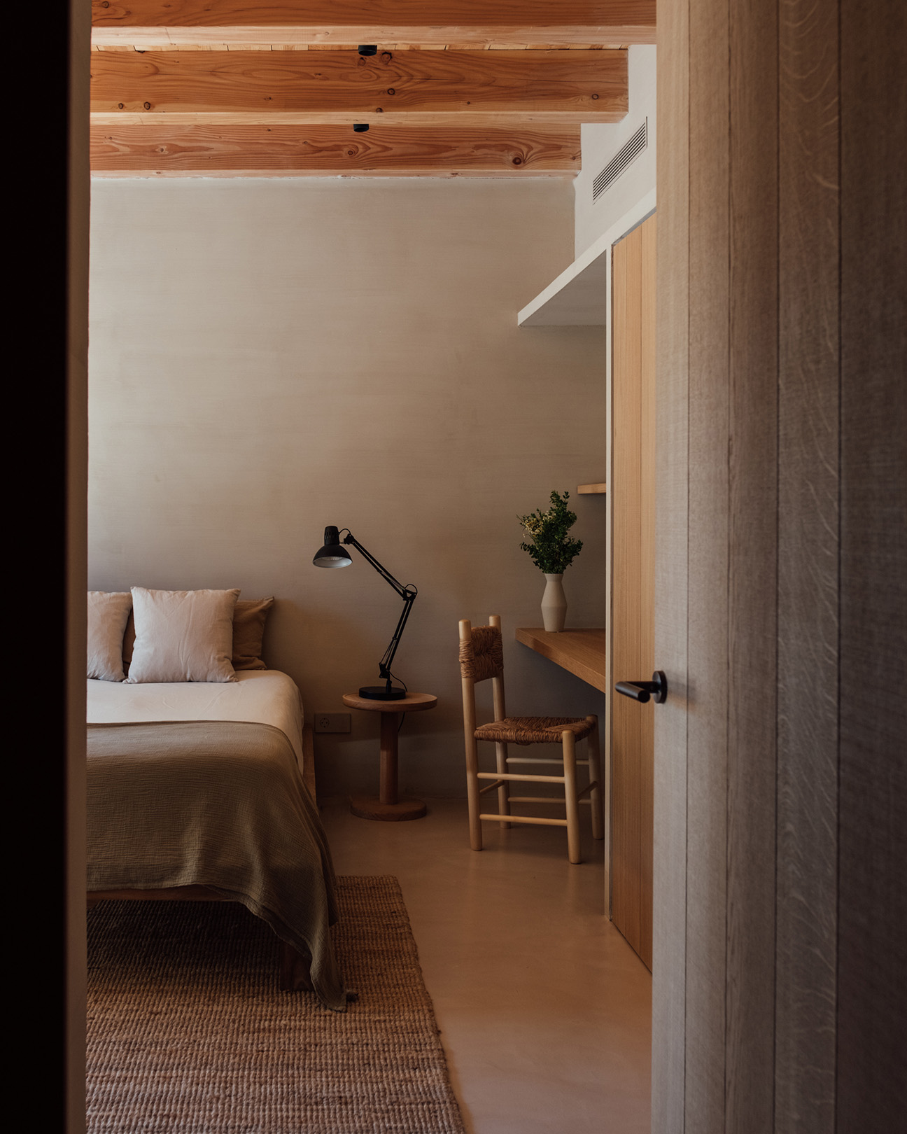 Elegance in Simplicity – Casa Terra by Sandra Tarruella