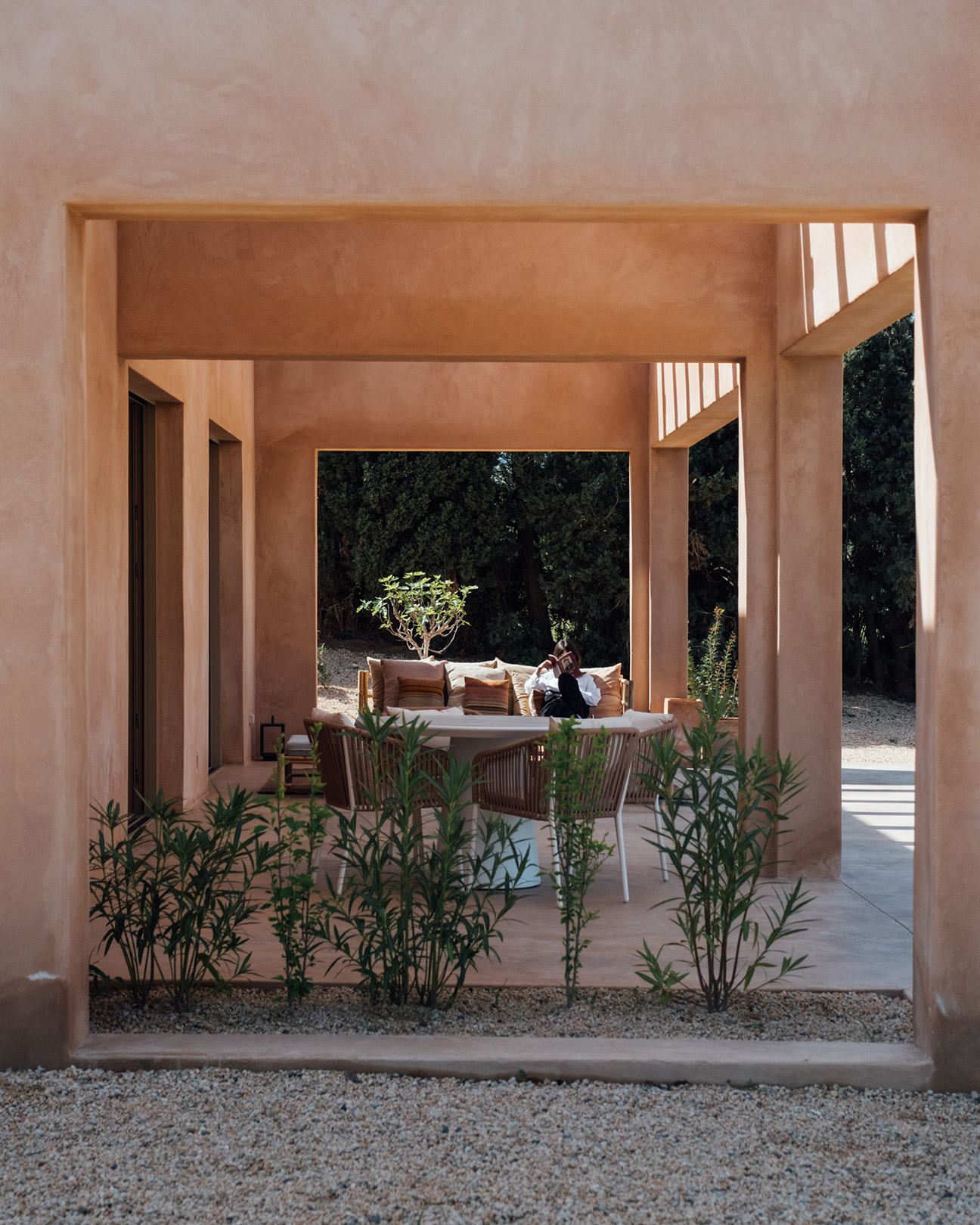 Elegance in Simplicity – Casa Terra by Sandra Tarruella