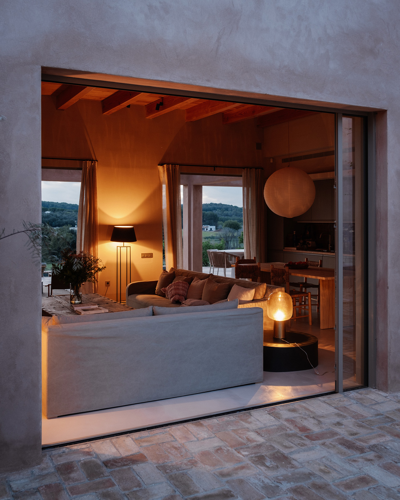 Elegance in Simplicity – Casa Terra by Sandra Tarruella