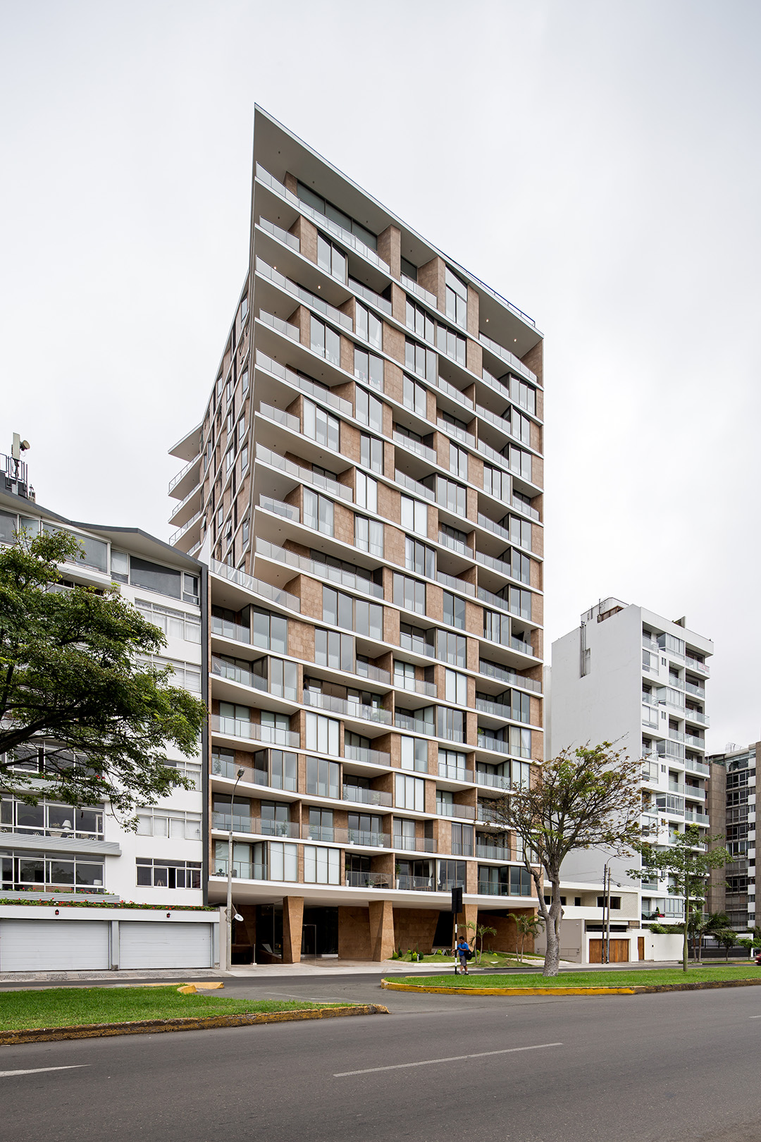 Cultural Sophistication – AVA 159 The Miraflores Project by Marsino