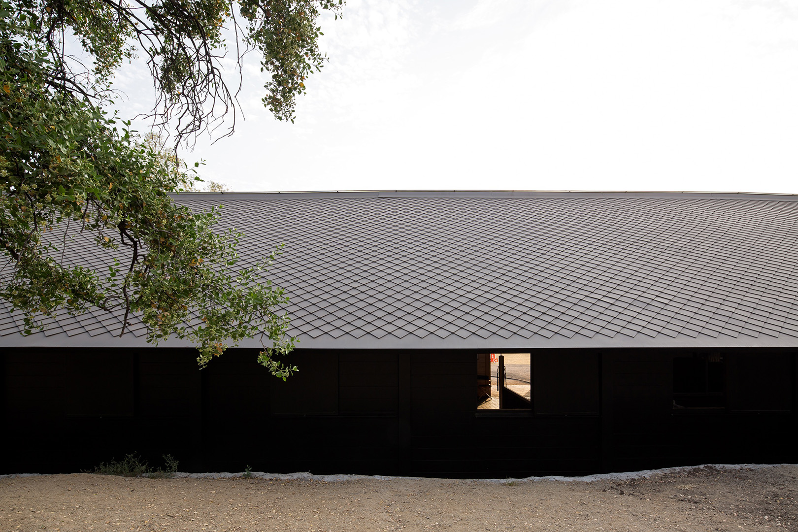Modern Design – MSPorthorses Stables by Matias Zegers
