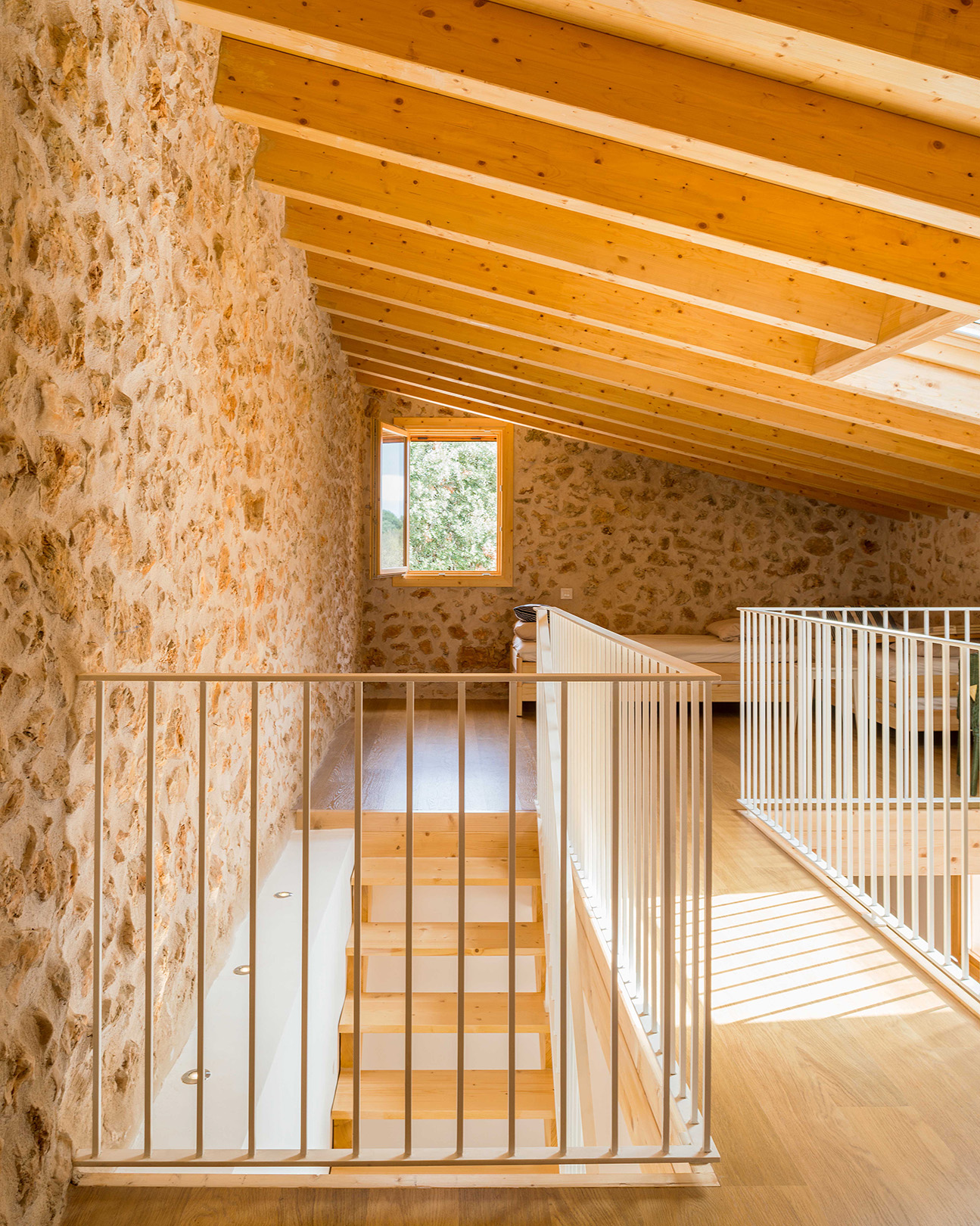 A Self-Sufficient Retreat – Ca na Joaneta by Different Desing